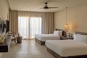 Sentido Naga Bay