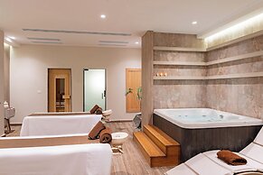 Sentido Naga Bay