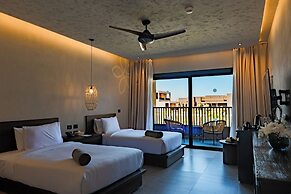 Sentido Naga Bay