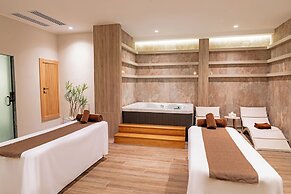 Sentido Naga Bay