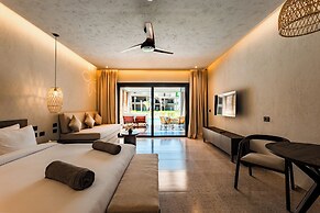 Sentido Naga Bay