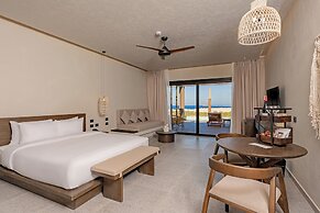 Sentido Naga Bay