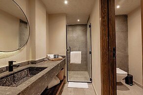 Sentido Naga Bay