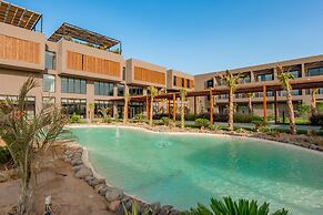Sentido Naga Bay