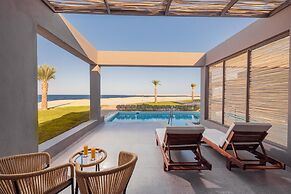 Sentido Naga Bay