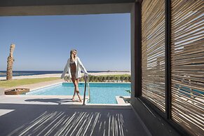 Sentido Naga Bay