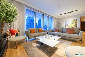 Unobstructed Burj Khalifa Views 3.5 Beds