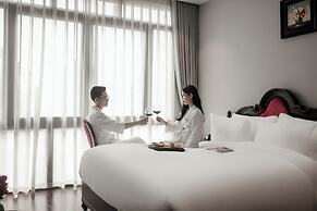 Serene Central hotel