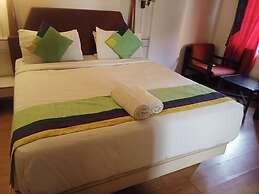 Hotel Crown