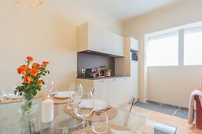 Como Dreams Apartments - Serendipity Suite