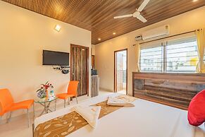 THE SUITES