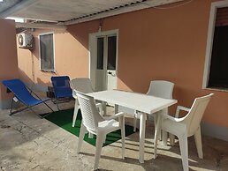 House 20 Minutes From the sea