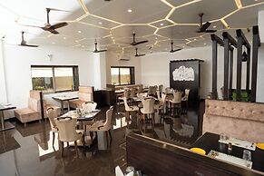 Hotel Grand Sarowar