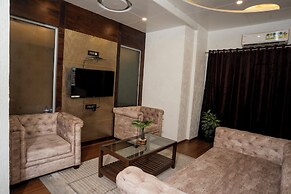 Hotel Grand Sarowar