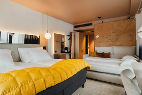 The Dock 69°39 by Scandic