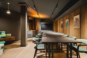 The Dock 69°39 by Scandic
