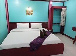 Haad Somboon House