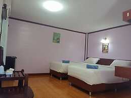 Haad Somboon House