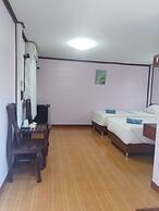 Haad Somboon House