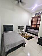 KLIA AIRPORT HOMESTAY 9