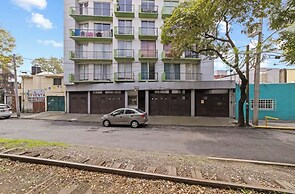 Spacious Apt Near Centro Historico