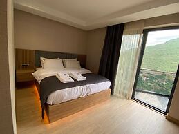 Ladur Resort Hotel