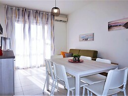 5-person Caorle Apartment With Pool