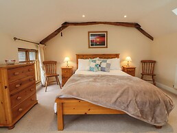 Hunstone Barn