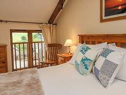Hunstone Barn