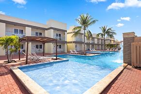 Cozy Bliss Condo w Pool Steps From Eagle Beach