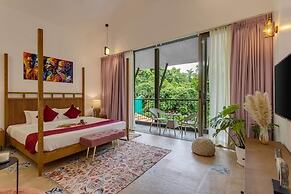 Casa Maxima - 4BR w Private Pool 1km to the Beach