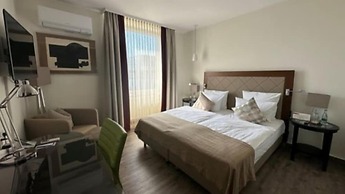 Hotel René Bohn