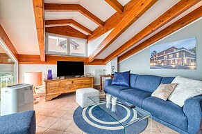 Villa Luce del Sol with Pool - L