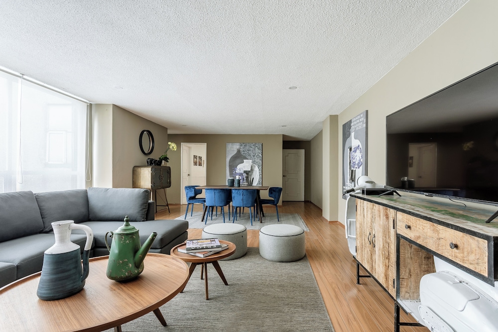 3BR Polanco Condo -elevator -parking-washer/dryer