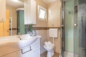 Holiday Home Zala With Jacuzzi