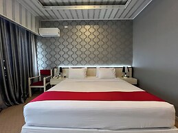 Grand Tamaro Hotel