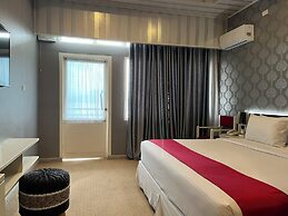 Grand Tamaro Hotel