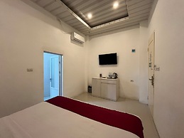 Grand Tamaro Hotel