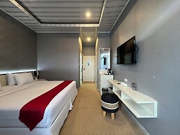 Grand Tamaro Hotel