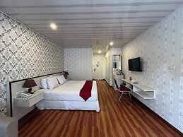 Grand Tamaro Hotel