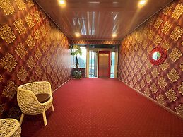 Grand Tamaro Hotel