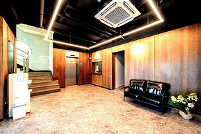 hotel77