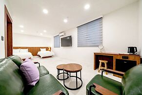 hotel77