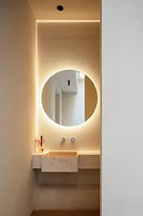 C10 Boutique Hotel