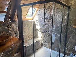 Tenora Suit Bungalov