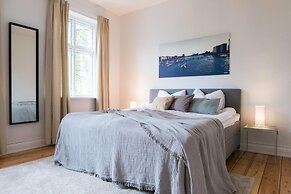 Beautiful 2-bedroom in Great Location