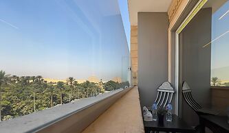 Taj pyramids view inn