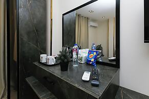 Taj pyramids view inn