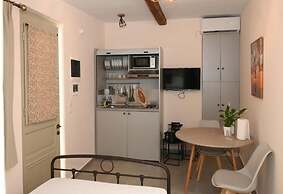 Elida Inn