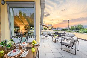 Luce Terrace Penthouse